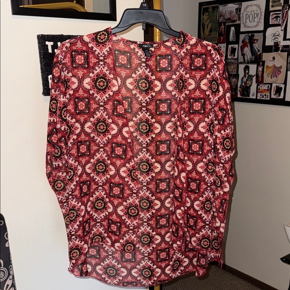 Red Patterned Kimono - Picture 1 of 5